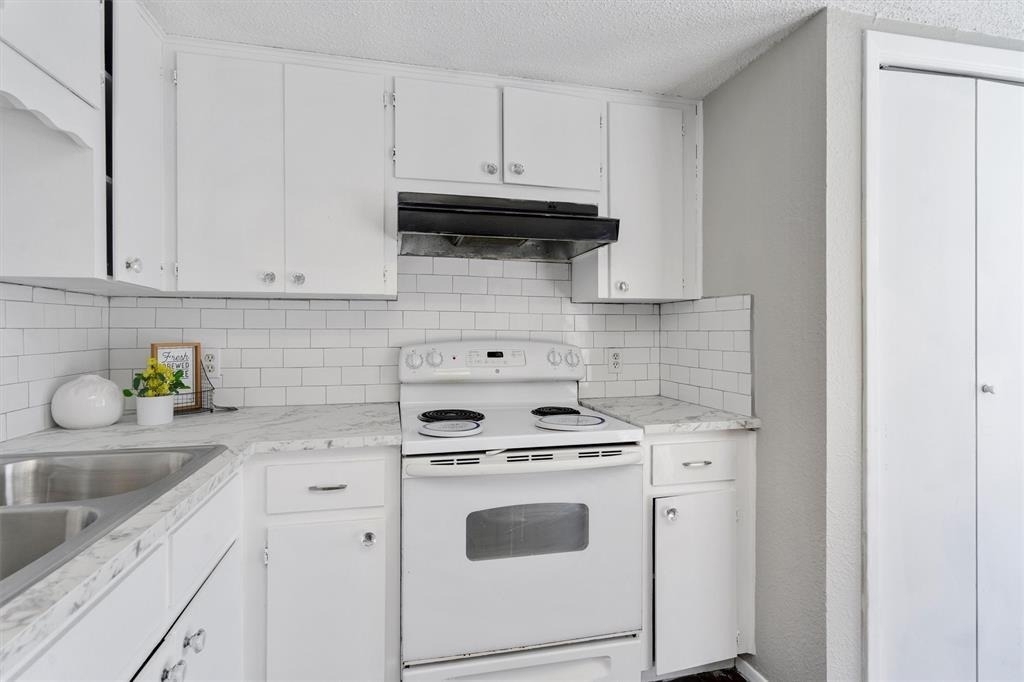 1711 Rawhide Loop - Photo 4