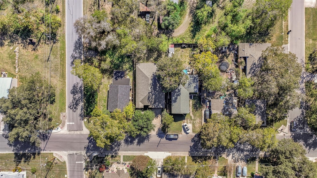 409 E Austin Ave - Photo 35