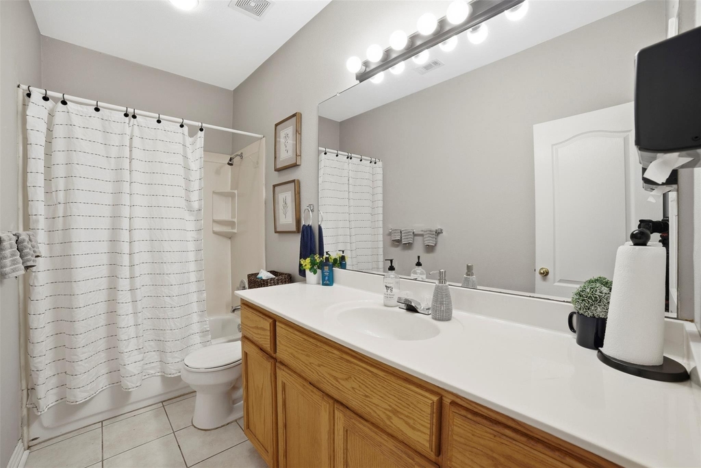 409 E Austin Ave - Photo 28