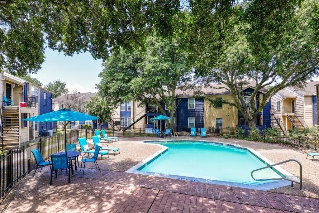 1100 Graham Drive - Photo 24