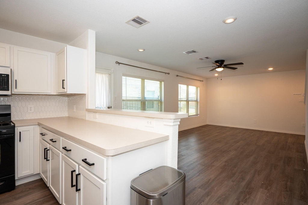 5403 Rosser Ruby Way - Photo 8