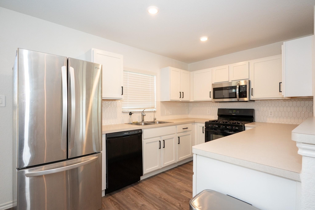 5403 Rosser Ruby Way - Photo 9
