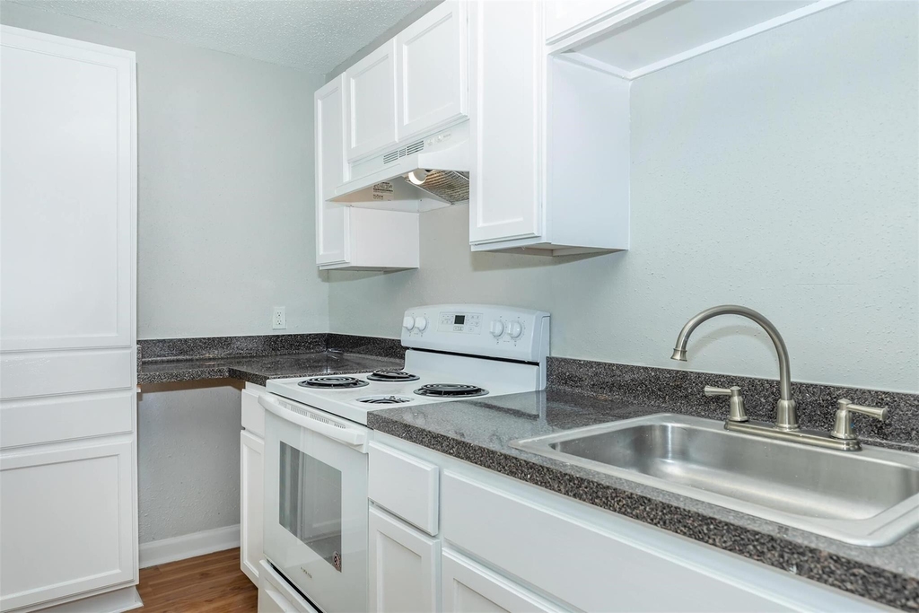 3001 Hillcroft Street - Photo 34