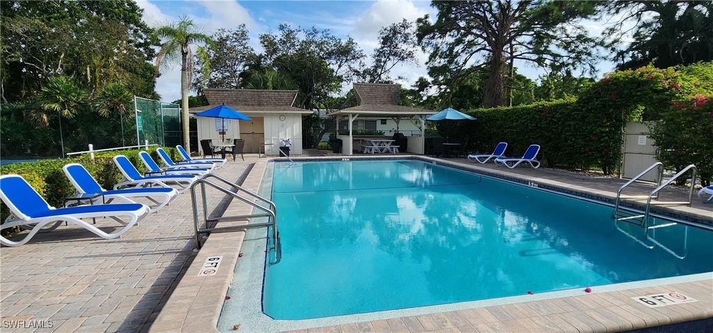 69 Georgetown Boulevard - Photo 16