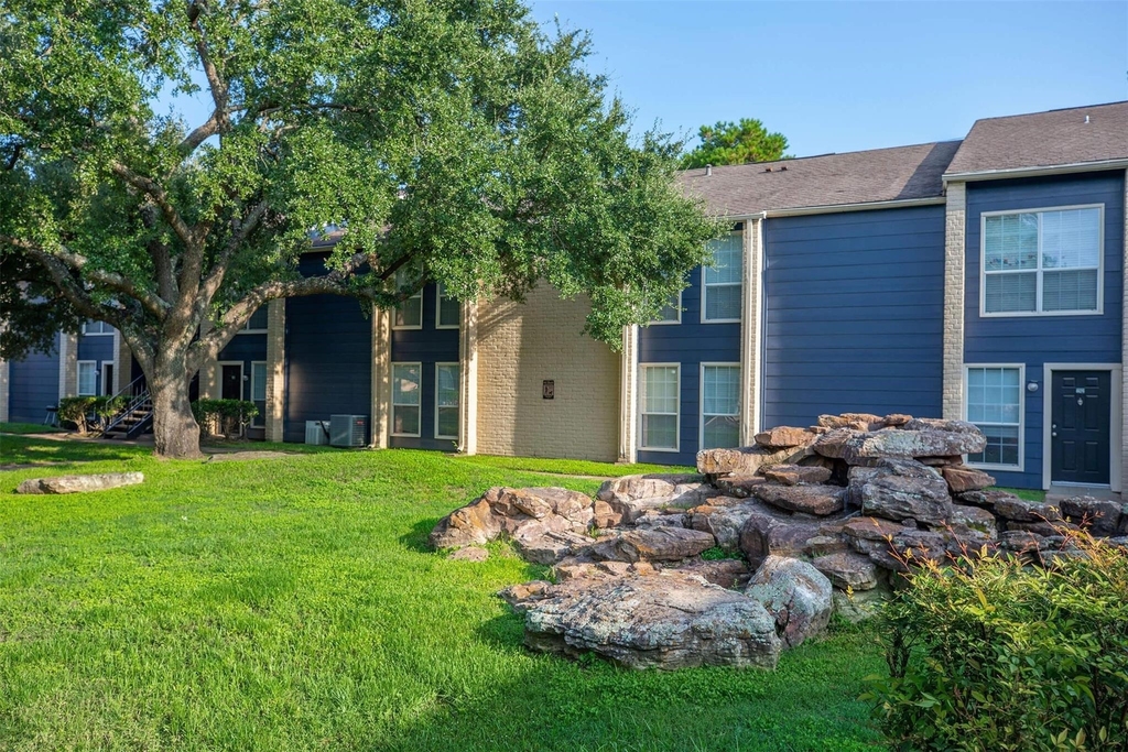 1100 Graham Drive - Photo 17