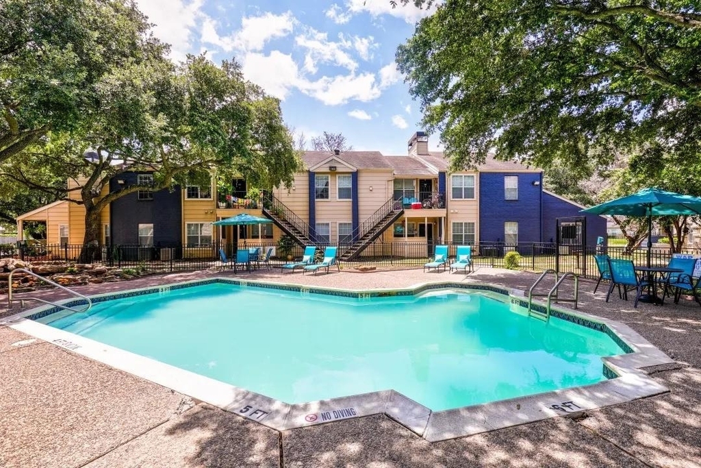 1100 Graham Drive - Photo 23