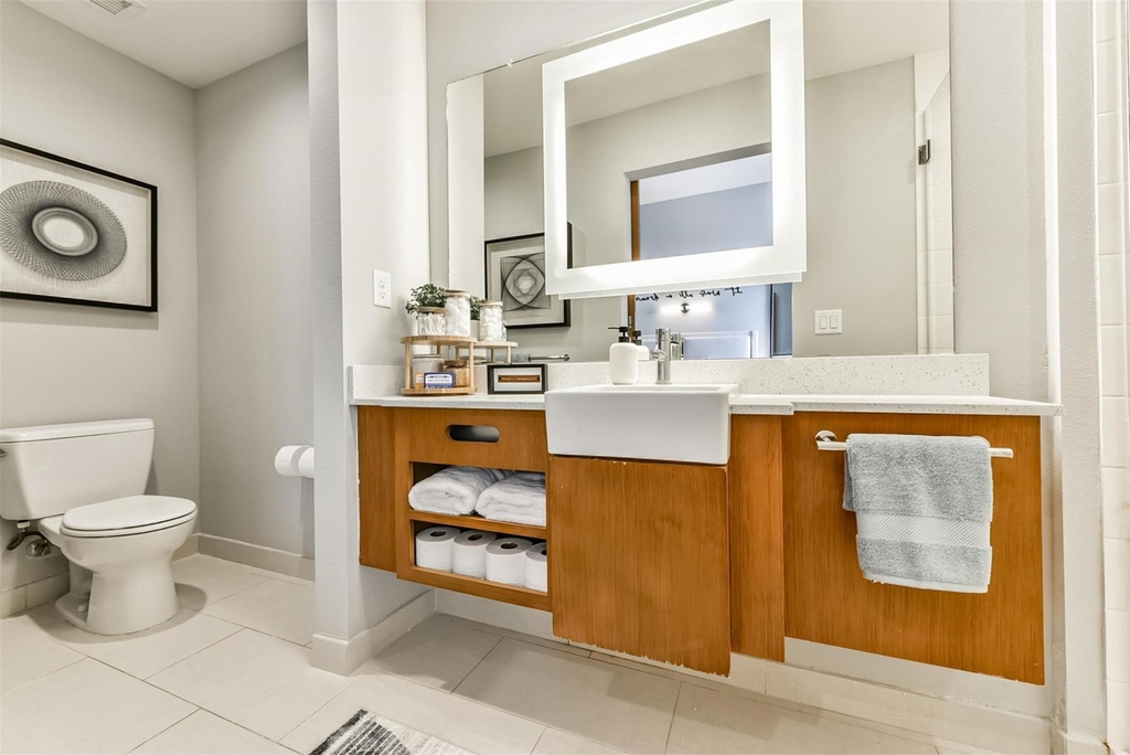 1350 Broadfield Blvd - Photo 11