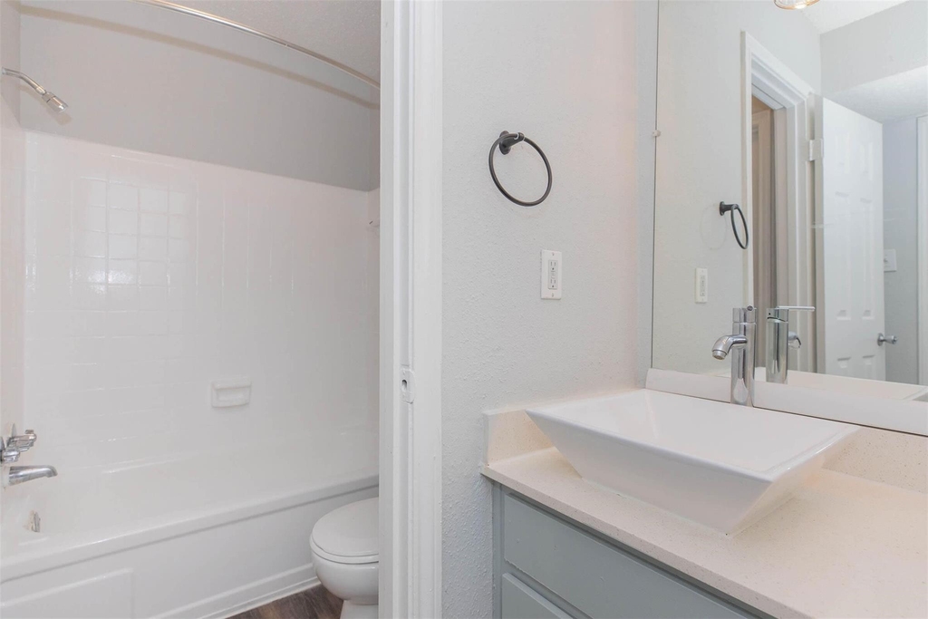 3001 Hillcroft Street - Photo 23