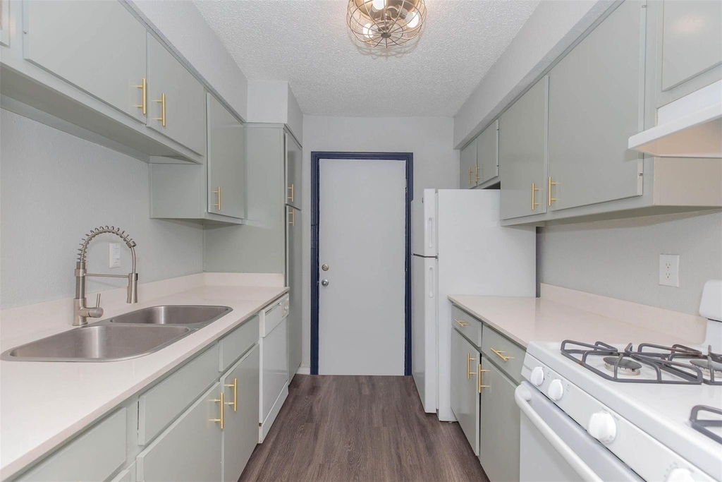 3001 Hillcroft Street - Photo 10