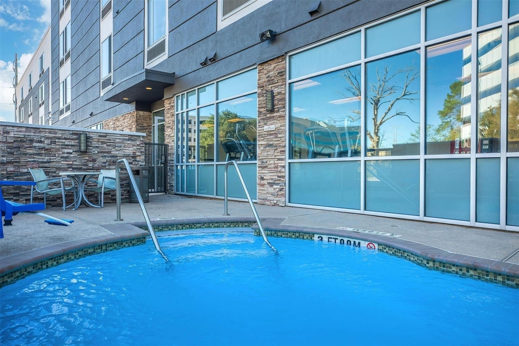 1350 Broadfield Blvd - Photo 23