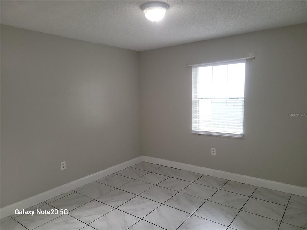1015 Beecher Street - Photo 5