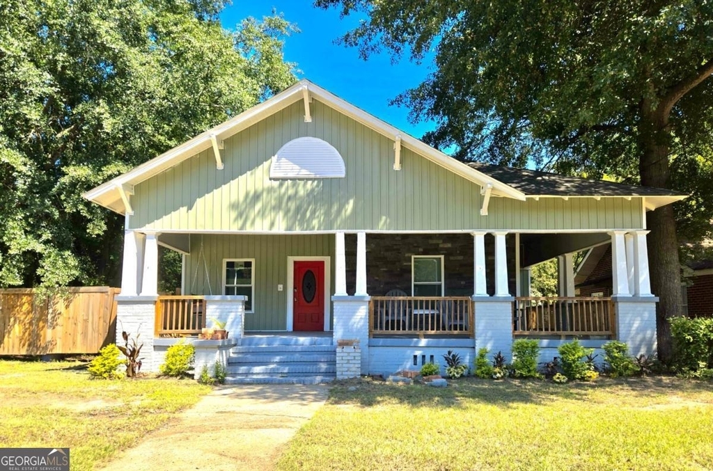 947 Troupe Street - Photo 0