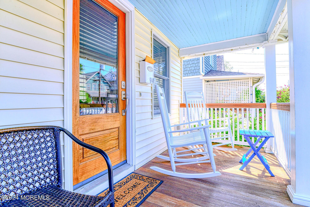 94 Clark Avenue - Photo 3