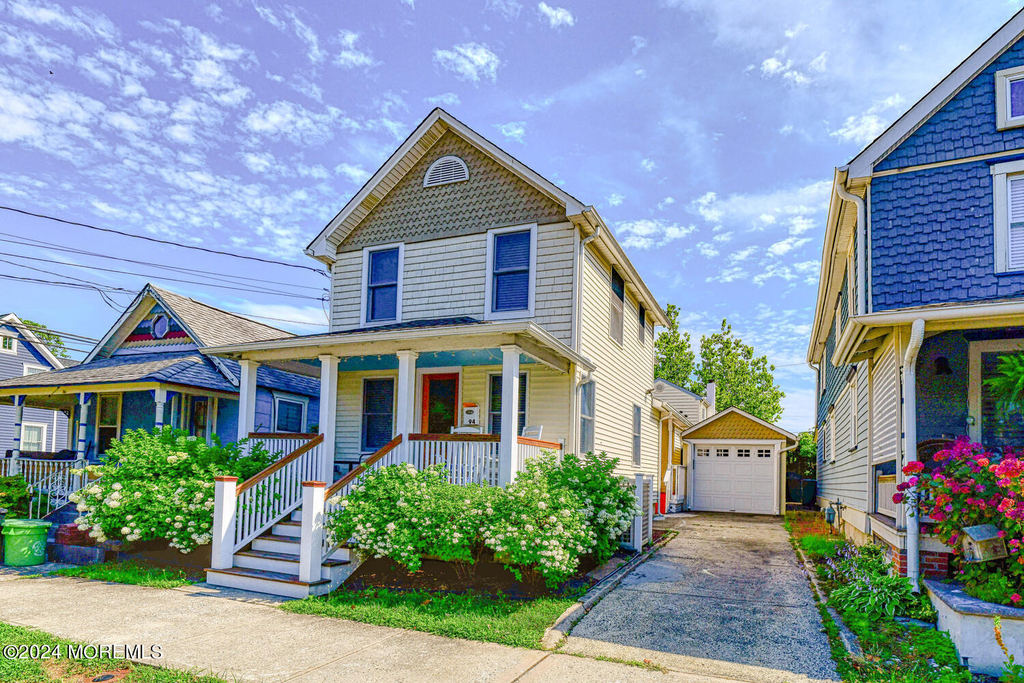94 Clark Avenue - Photo 1