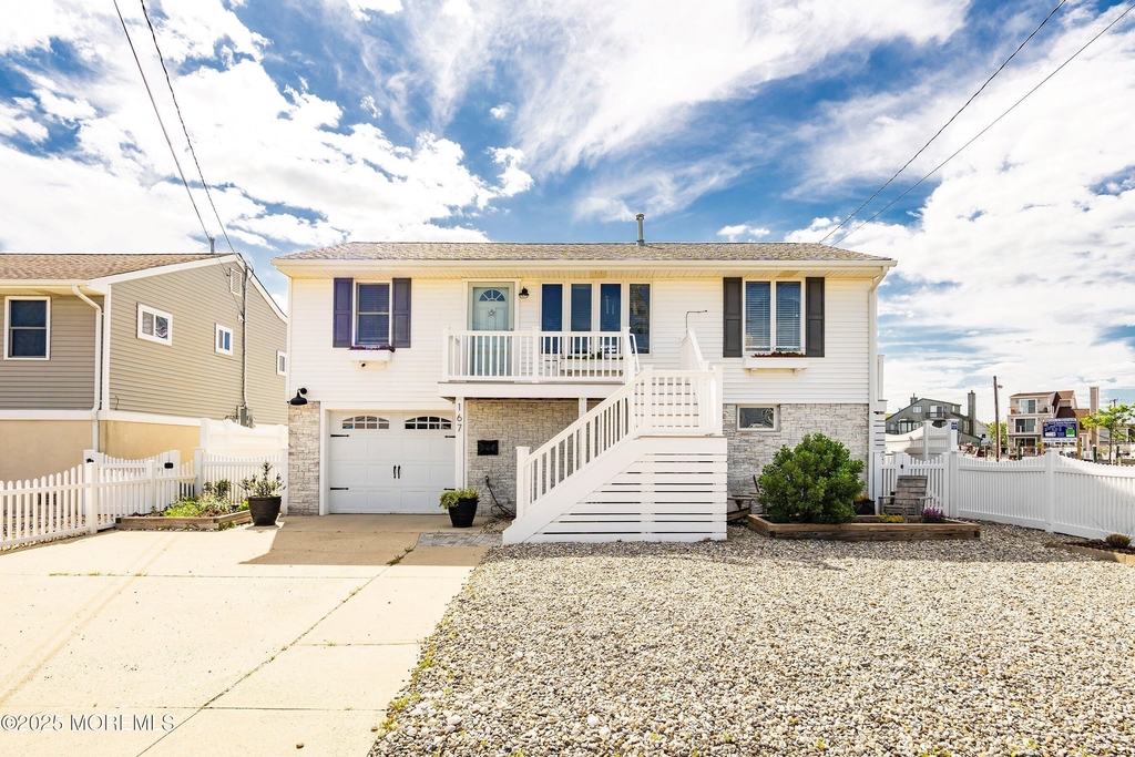 167 4th Avenue - Photo 0