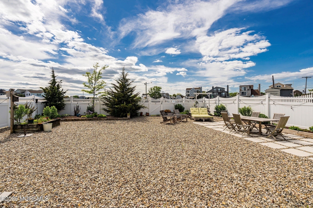 167 4th Avenue - Photo 22
