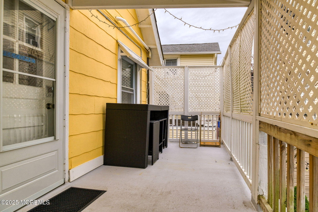 19 Webb Avenue - Photo 3