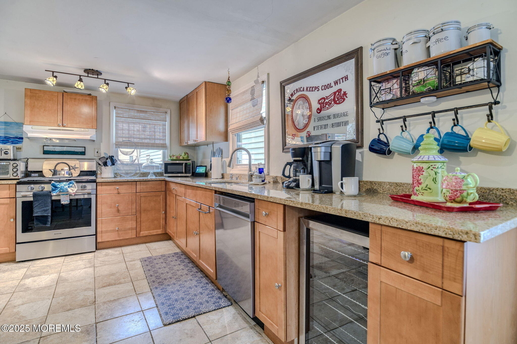 19 Webb Avenue - Photo 8