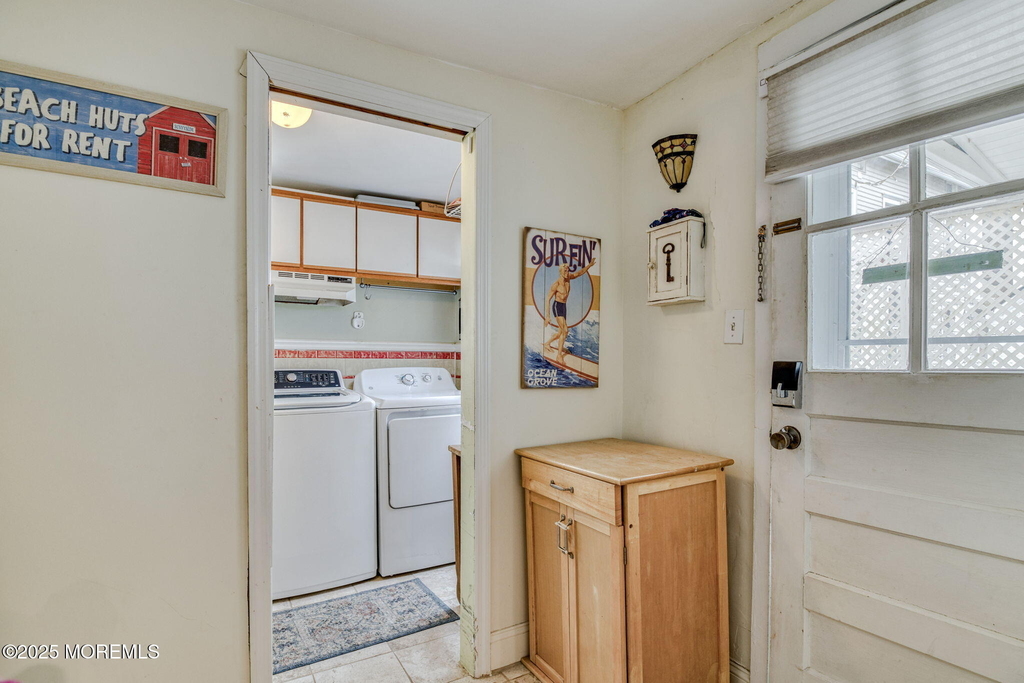 19 Webb Avenue - Photo 6