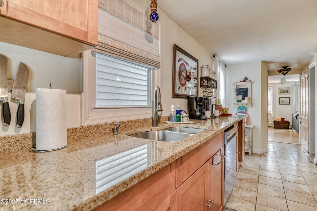 19 Webb Avenue - Photo 11