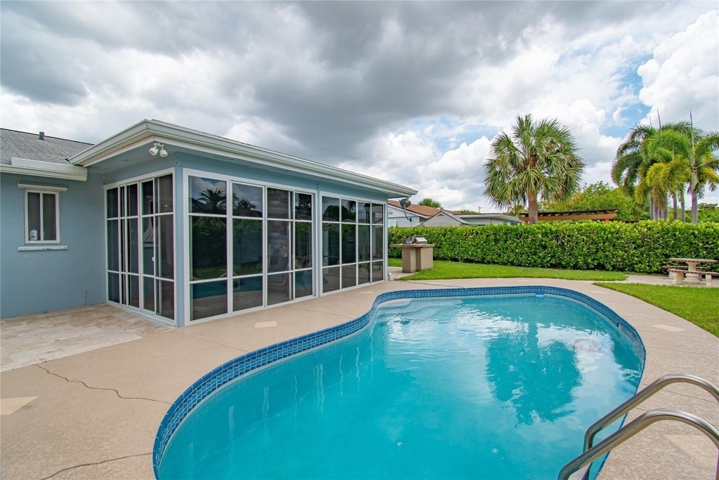 6557 Country Wood Way - Photo 20