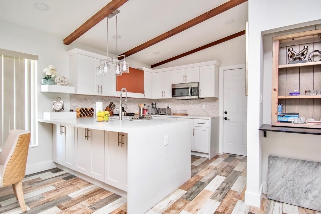 6557 Country Wood Way - Photo 3