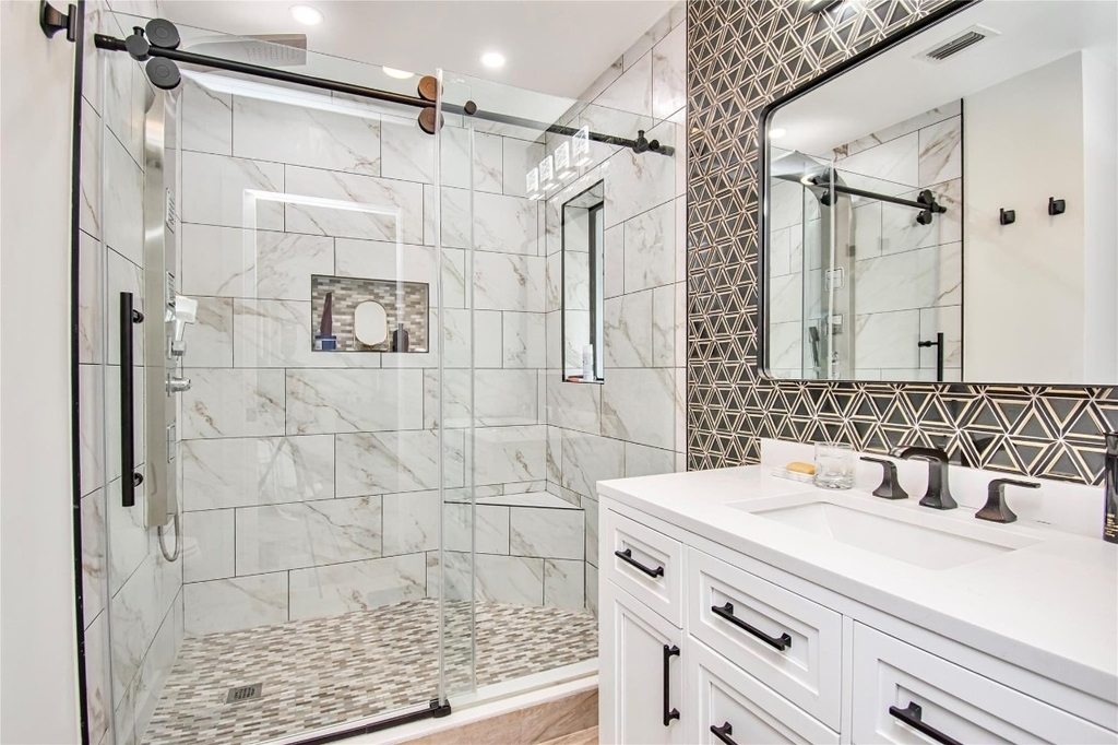 6557 Country Wood Way - Photo 11