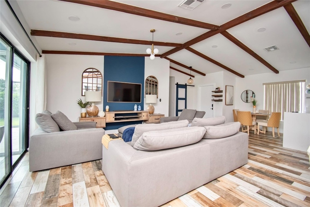 6557 Country Wood Way - Photo 7