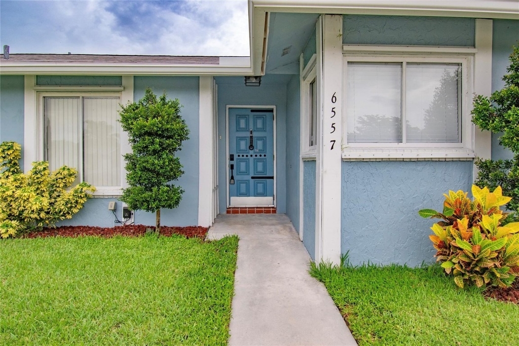 6557 Country Wood Way - Photo 24
