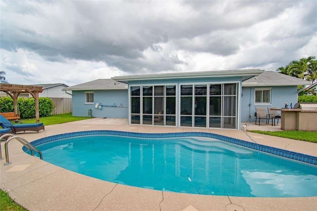 6557 Country Wood Way - Photo 22