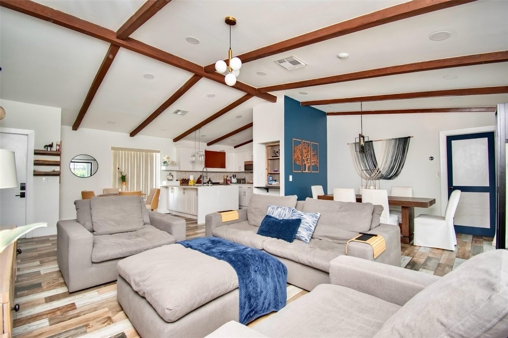 6557 Country Wood Way - Photo 8