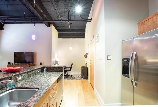 910 Houston Street - Photo 9