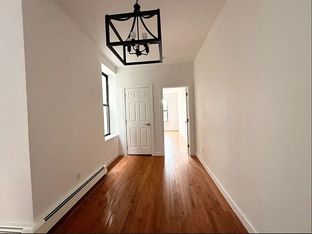2409 Tilden Avenue - Photo 5
