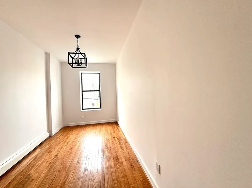 2409 Tilden Avenue - Photo 6