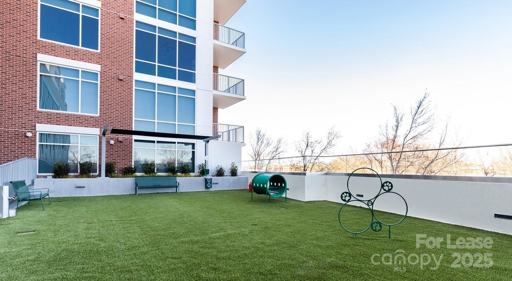 4425 Sharon Road - Photo 20