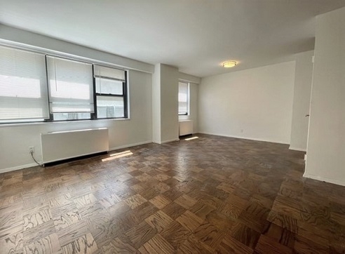 East 88th Street - Photo 1
