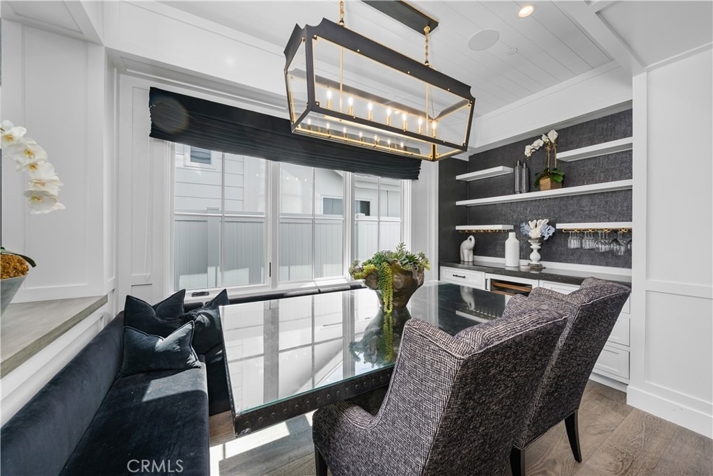 2037 E Ocean - Photo 8