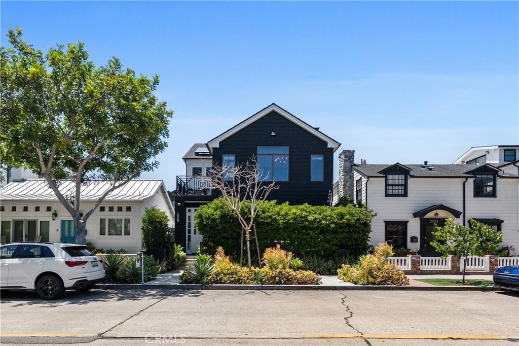 2037 E Ocean - Photo 40