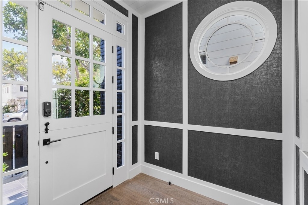 2037 E Ocean - Photo 9