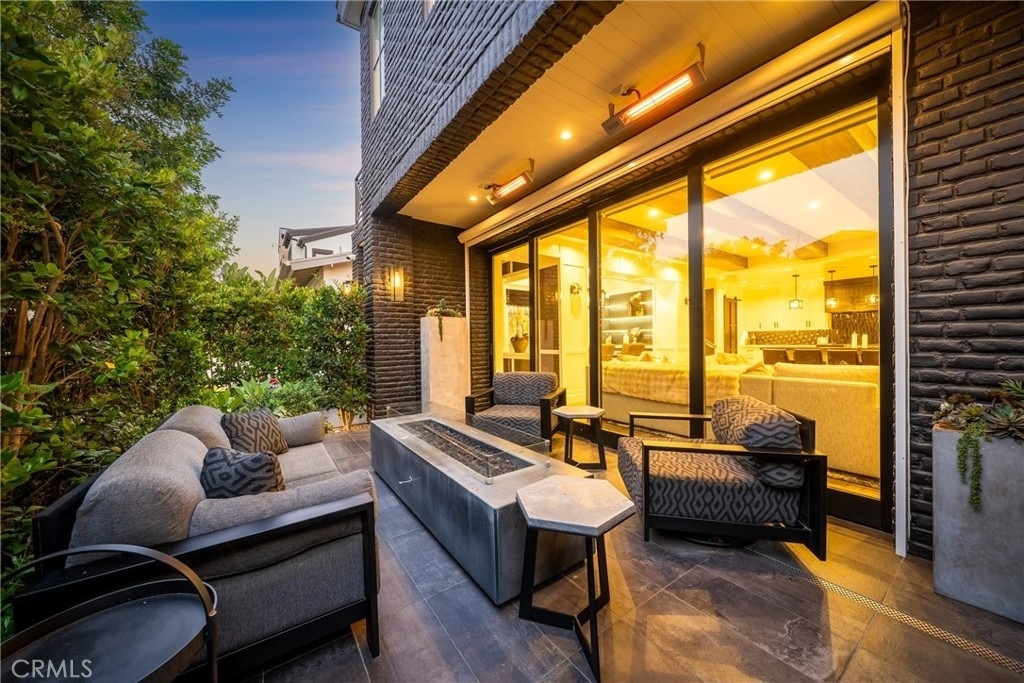 2037 E Ocean - Photo 46