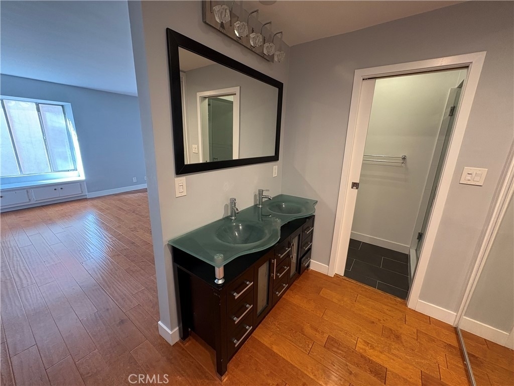 5625 Sumner - Photo 13