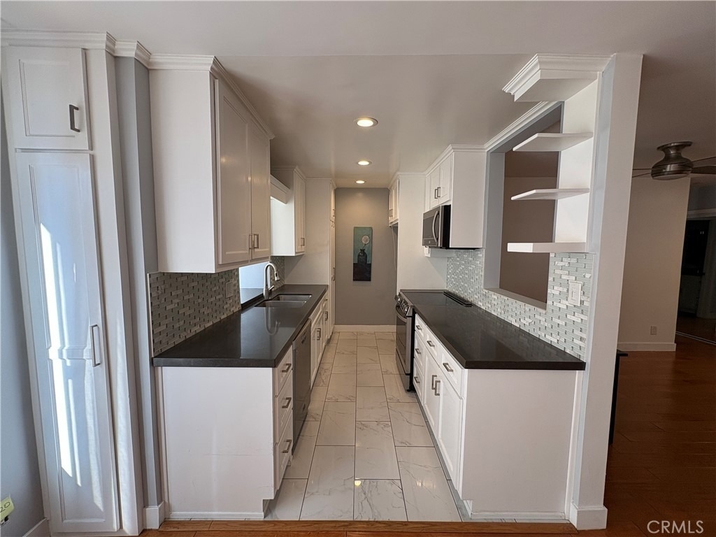 5625 Sumner - Photo 4