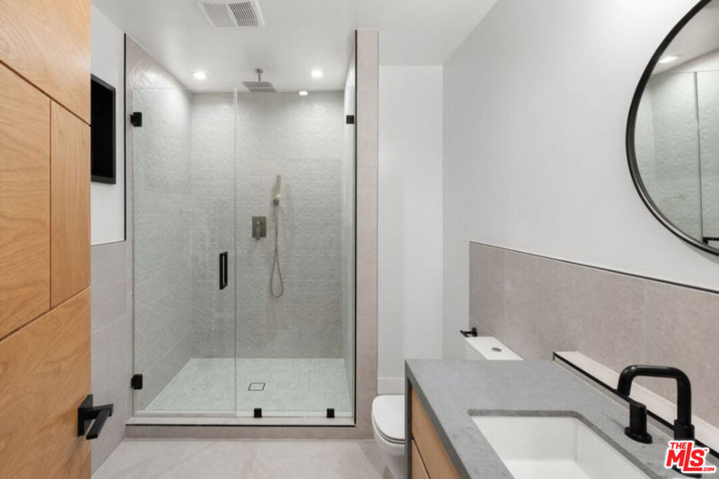 3936 Farley Court - Photo 27