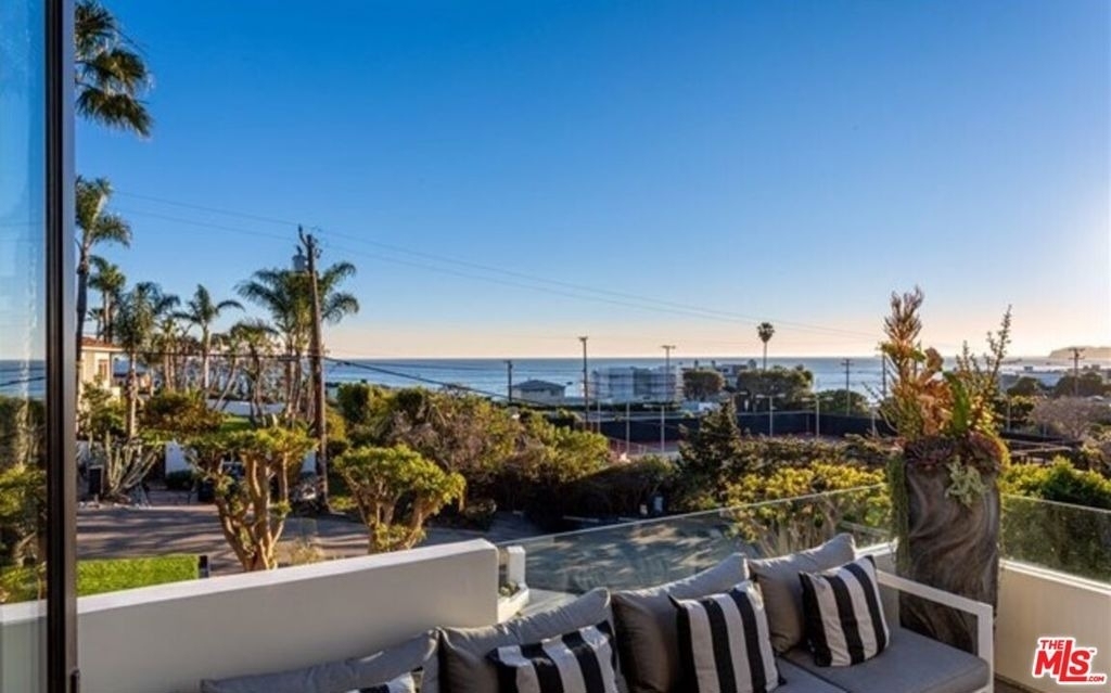 27187 Sea Vista Drive - Photo 34