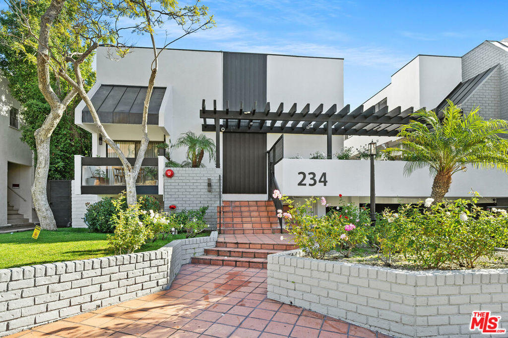 234 S Tower Drive - Photo 1