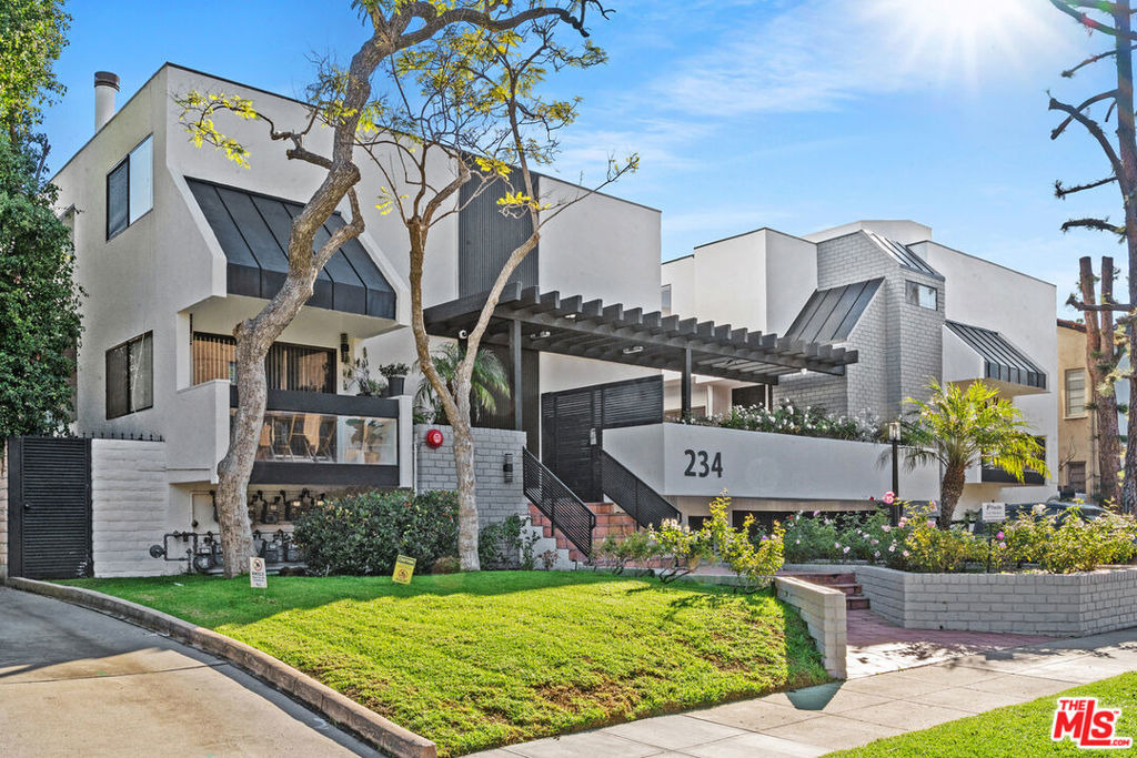 234 S Tower Drive - Photo 0