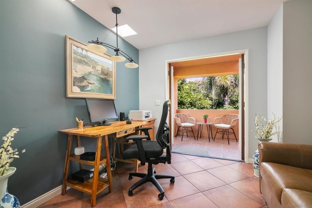 618 Gravilla Pl - Photo 35