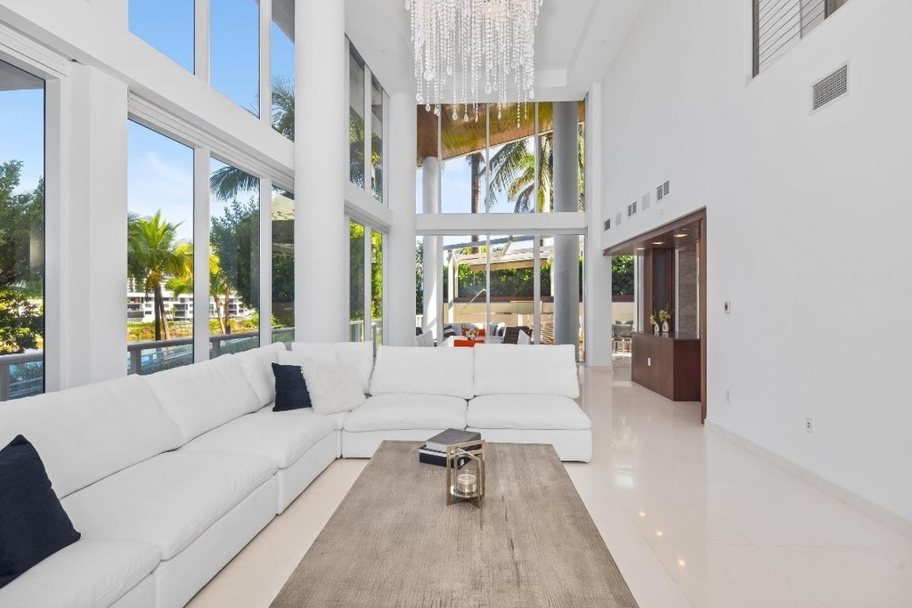 1000 S Ocean Boulevard - Photo 2