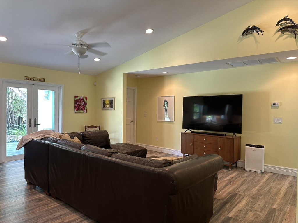 2415 Laurel Lane - Photo 19