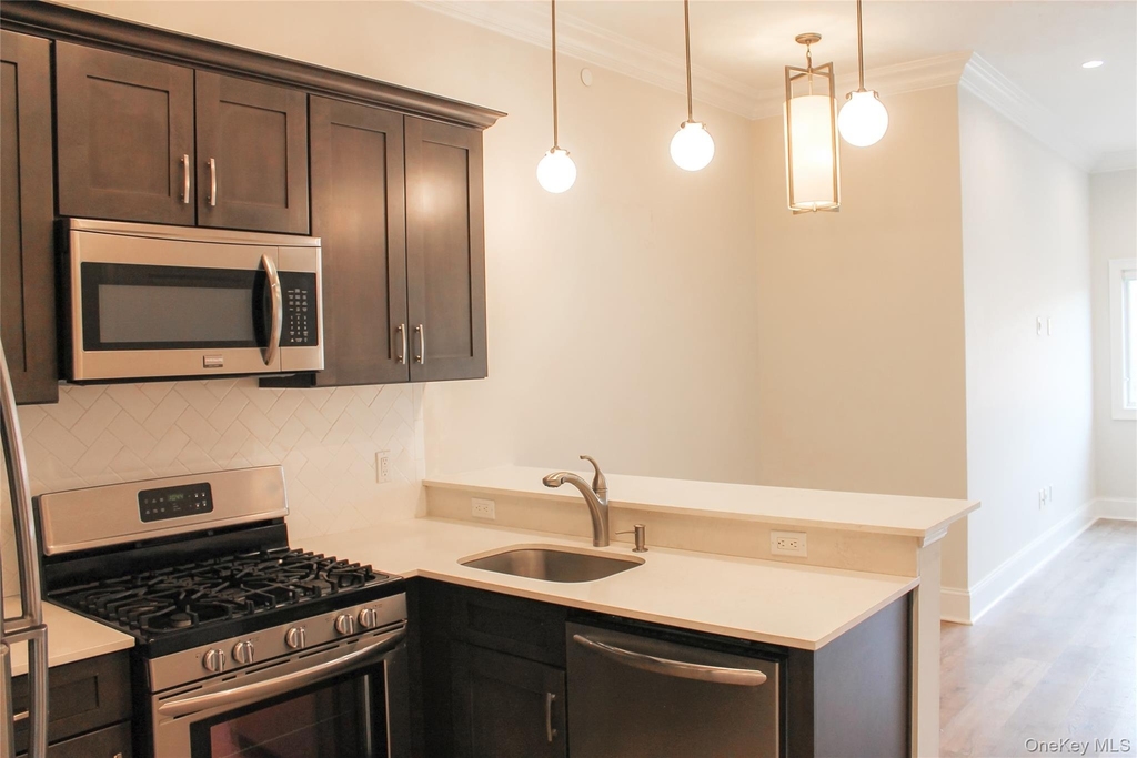 226 New York Avenue - Photo 1
